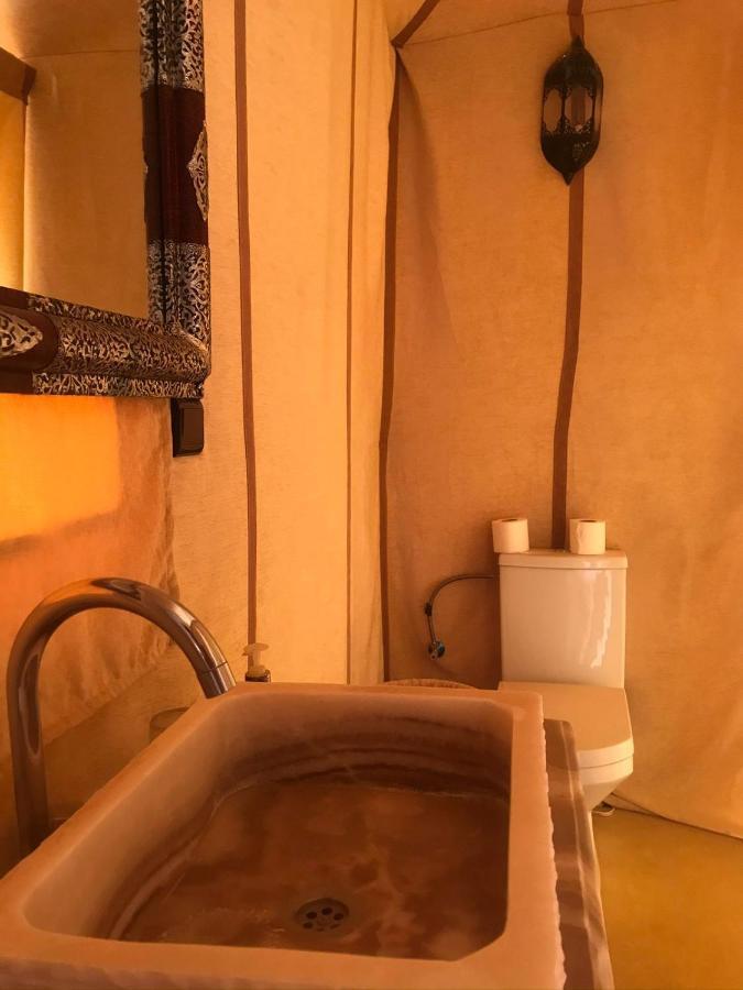 Merzouga Luxury Tents - Glamping Bagian luar foto