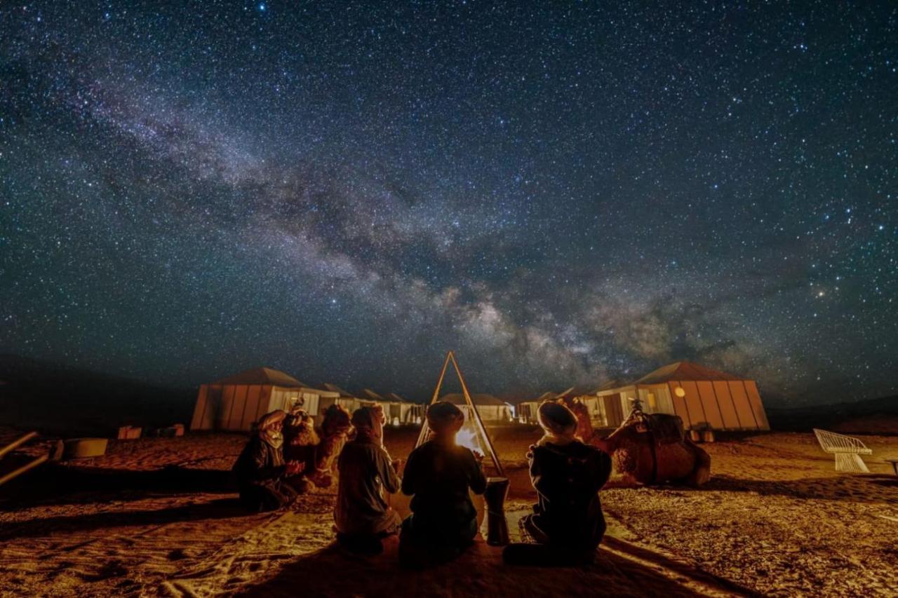 Merzouga Luxury Tents - Glamping Bagian luar foto